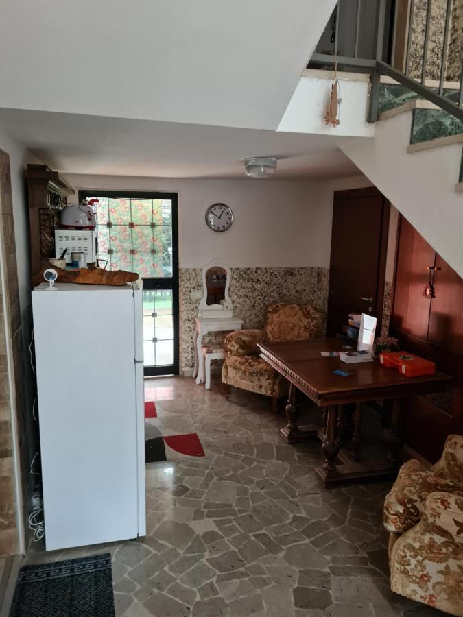Landlady Airport Orio Bergamo Ida Hotel Orio al Serio Bagian luar foto