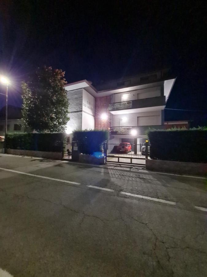 Landlady Airport Orio Bergamo Ida Hotel Orio al Serio Bagian luar foto